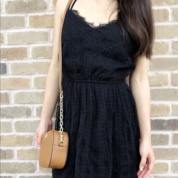 Gaby’sBags👜💕-NWT Tory Burch Mini Round Crossbody - Picture 4 of 8